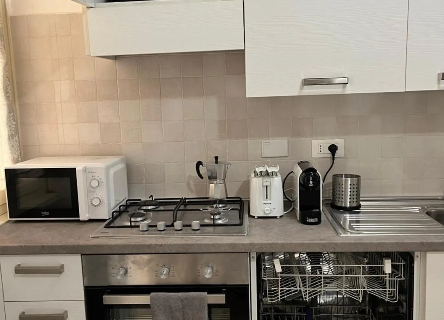 Monti Royal Apartment Roma 0*,